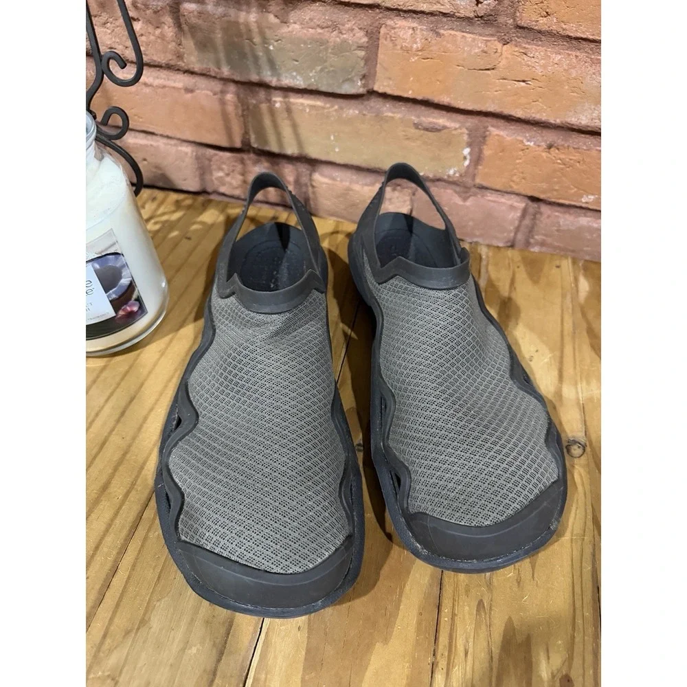 Crocs Men's Size 9 Swiftwater Wave Sandals Brown Mesh Slip On Water Shoes Lake